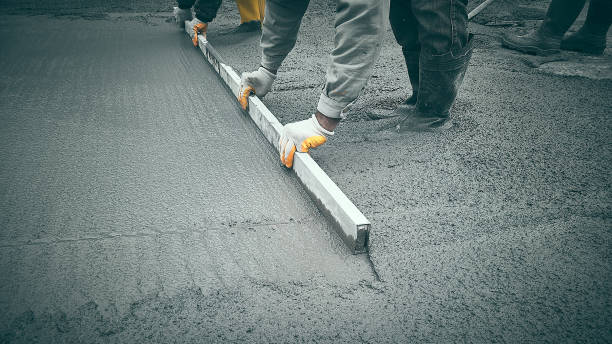 Best Concrete Demolition Services  in Colon, MI